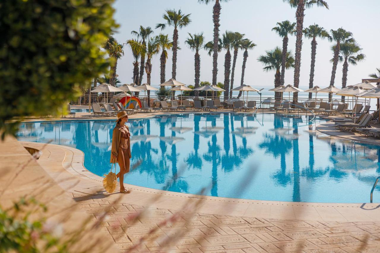 Louis Althea Beach Protarász Kültér fotó