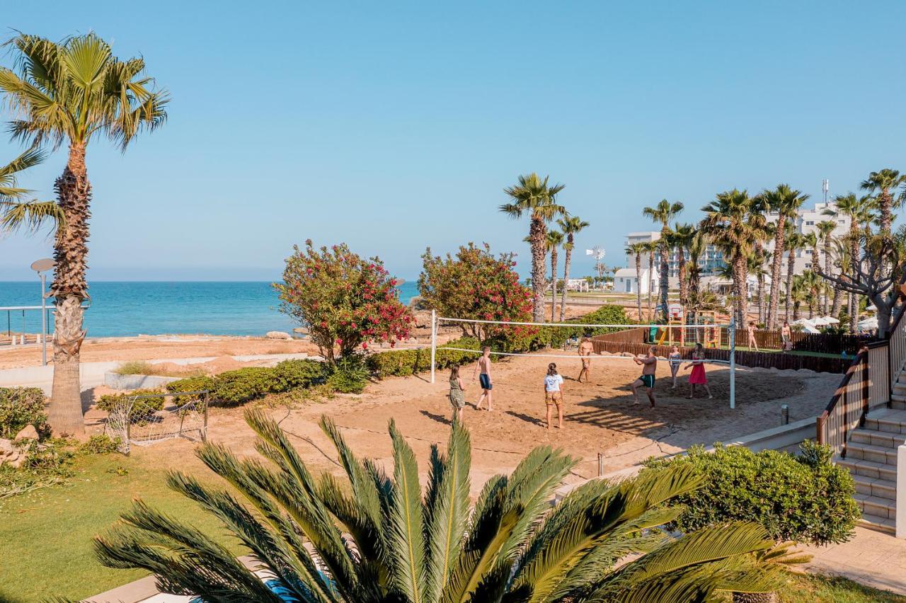 Louis Althea Beach Protarász Kültér fotó