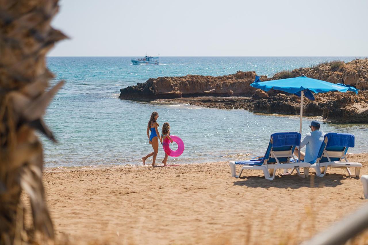 Louis Althea Beach Protarász Kültér fotó