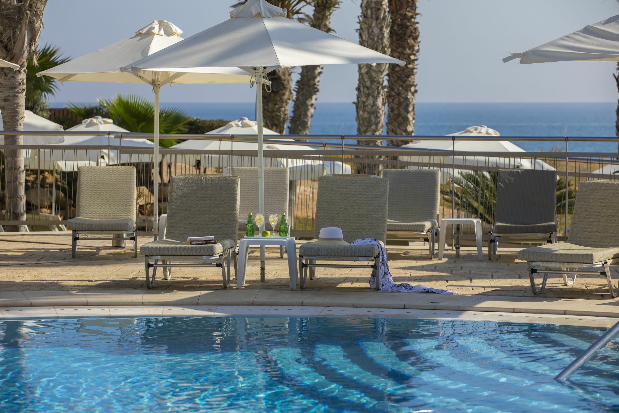 Louis Althea Beach Protarász Kültér fotó